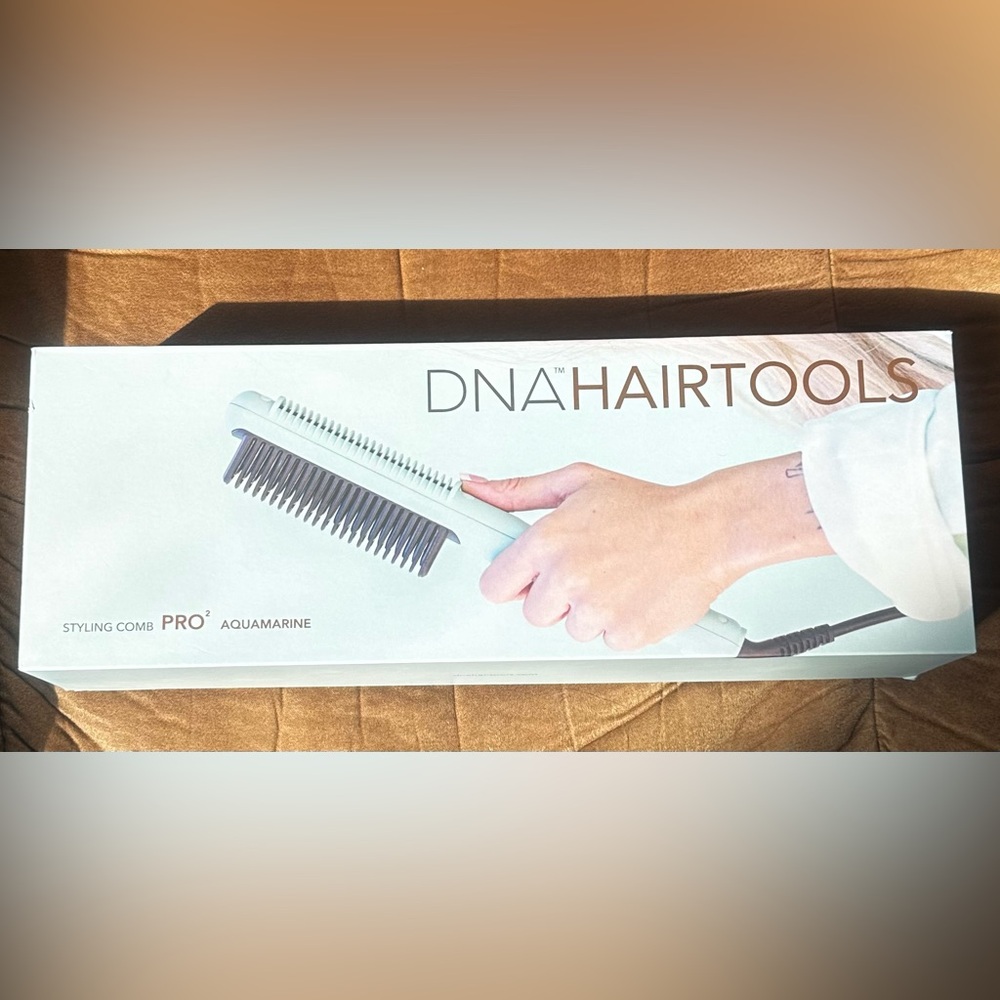 New aquamarine color DNA Styling comb PRO2 for straightening or curls
